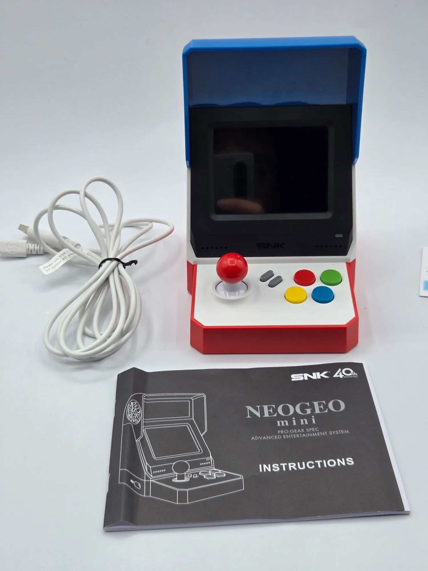 Snk Neo Geo Mini Console Con 2 Pad Controllers White - immagine 12