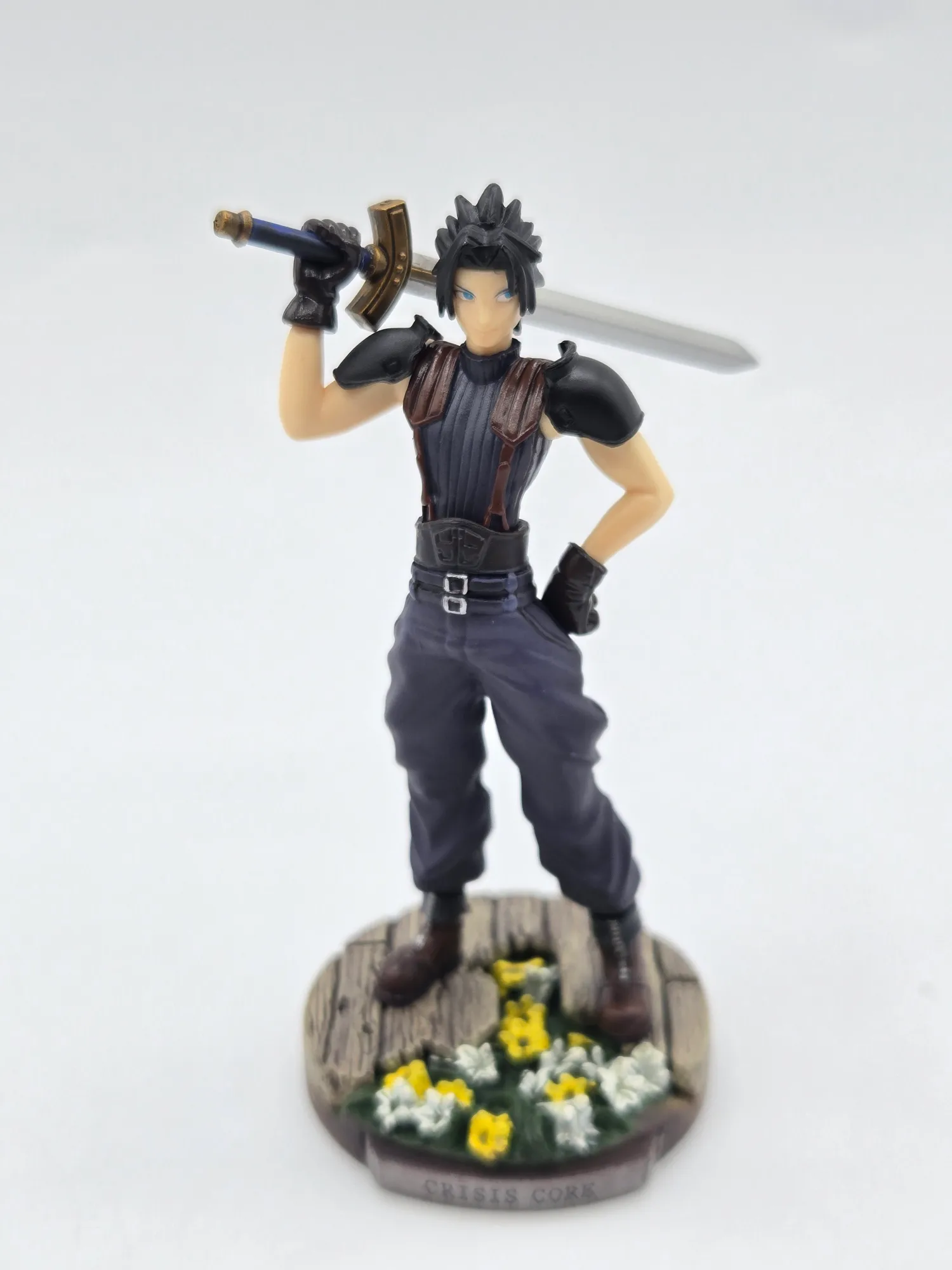 Final Fantasy VII Crisis Core Zack Fair Trading Arts Mini - immagine 2