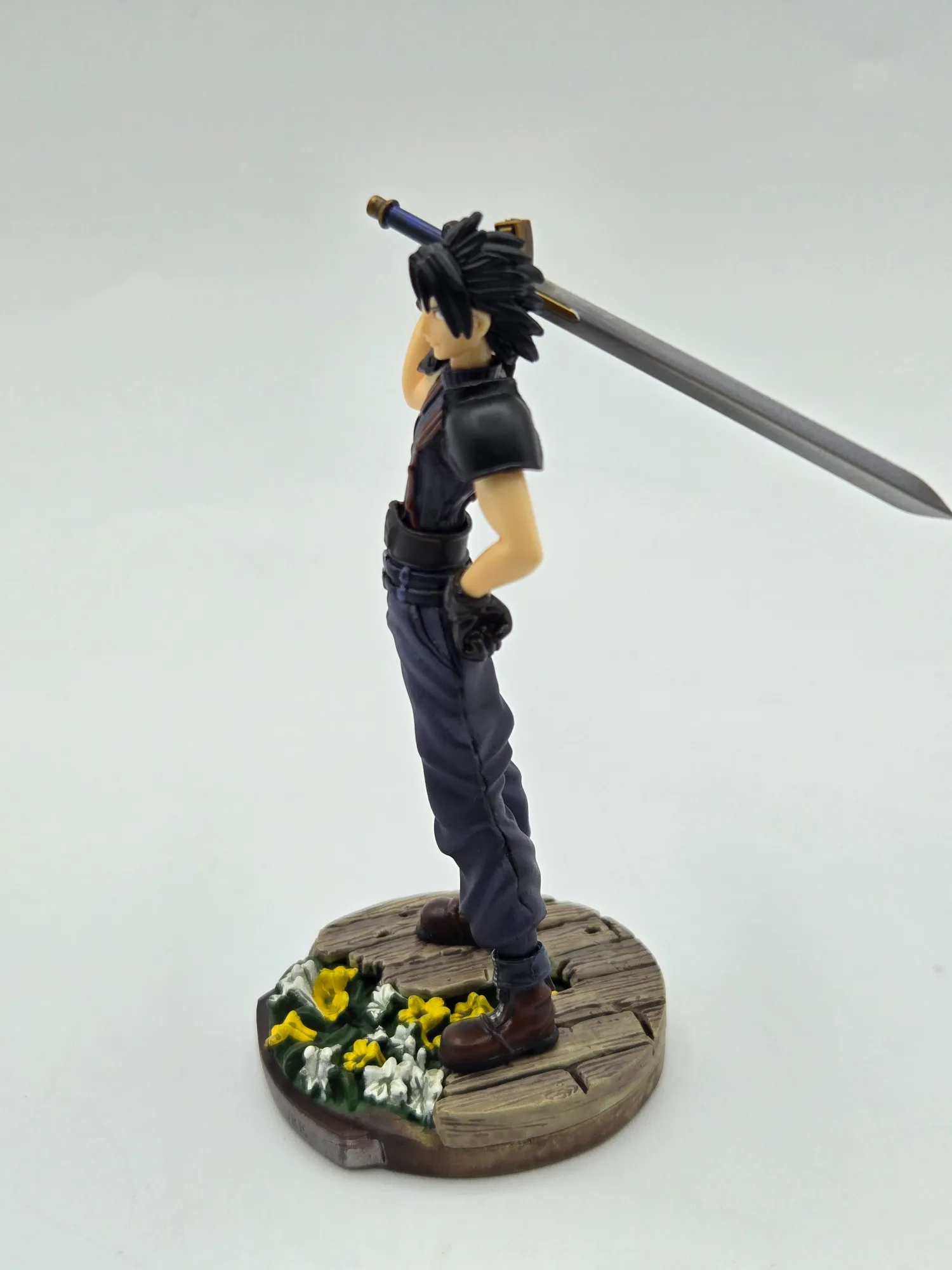 Final Fantasy VII Crisis Core Zack Fair Trading Arts Mini - immagine 6