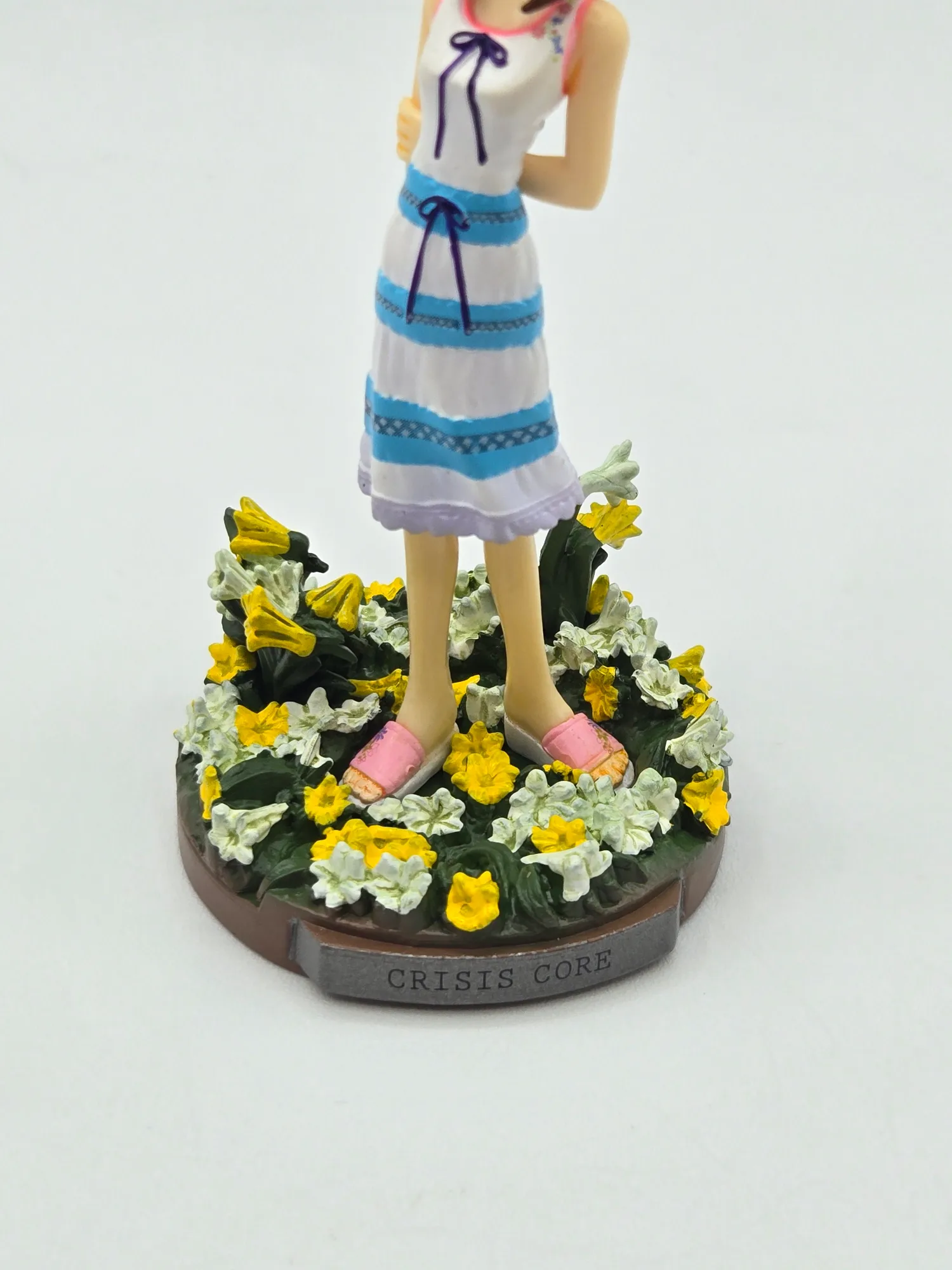 Final Fantasy VII Crisis Core Aerith Gainsborough Trading Arts Mini - immagine 8
