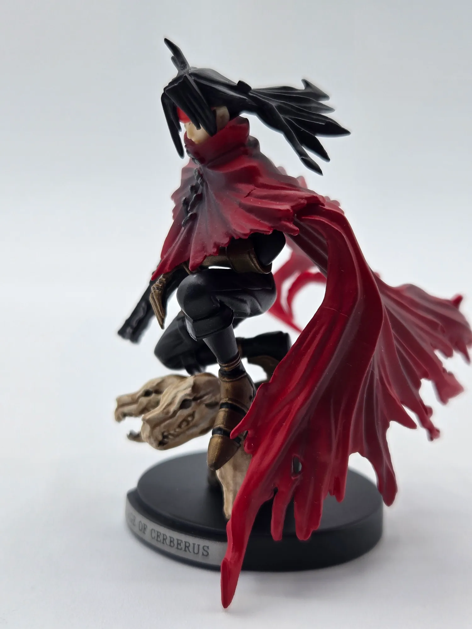 Final Fantasy VII Dirge of Cerberus Vincent Valentine - immagine 7