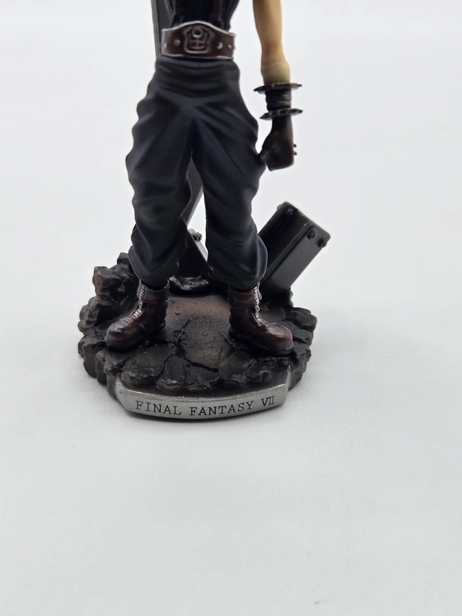Final Fantasy VII Cloud Strife Trading Arts Mini Square Enix - immagine 7